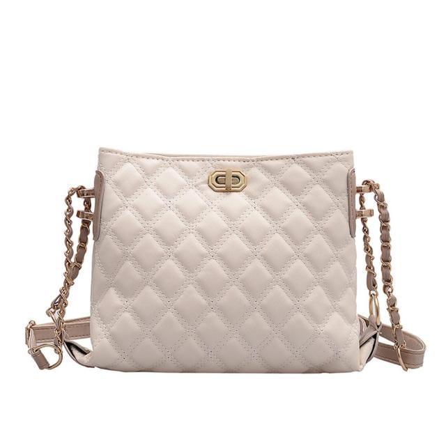 Lattice Chain Purse