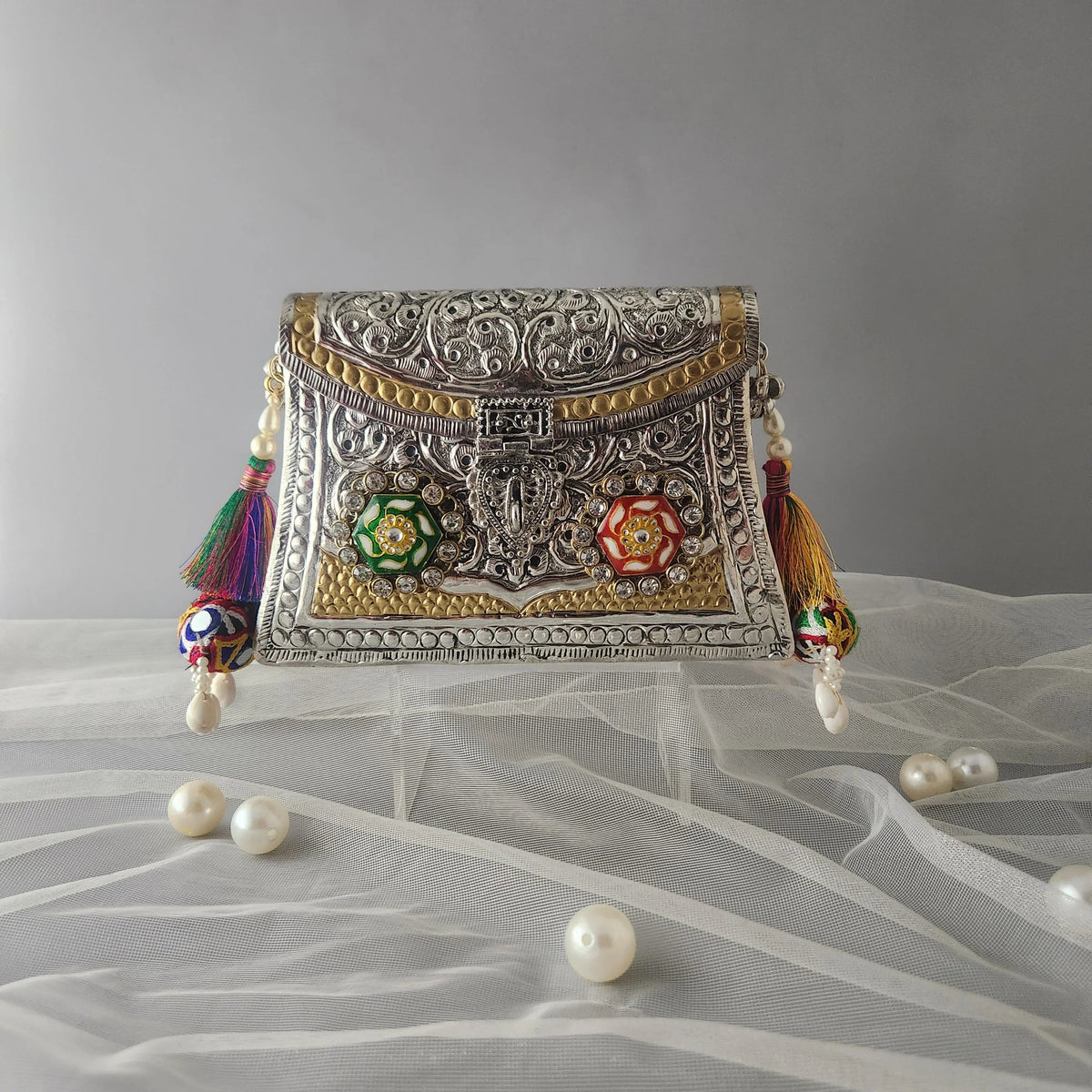 Regal Heirloom Metal Clutch