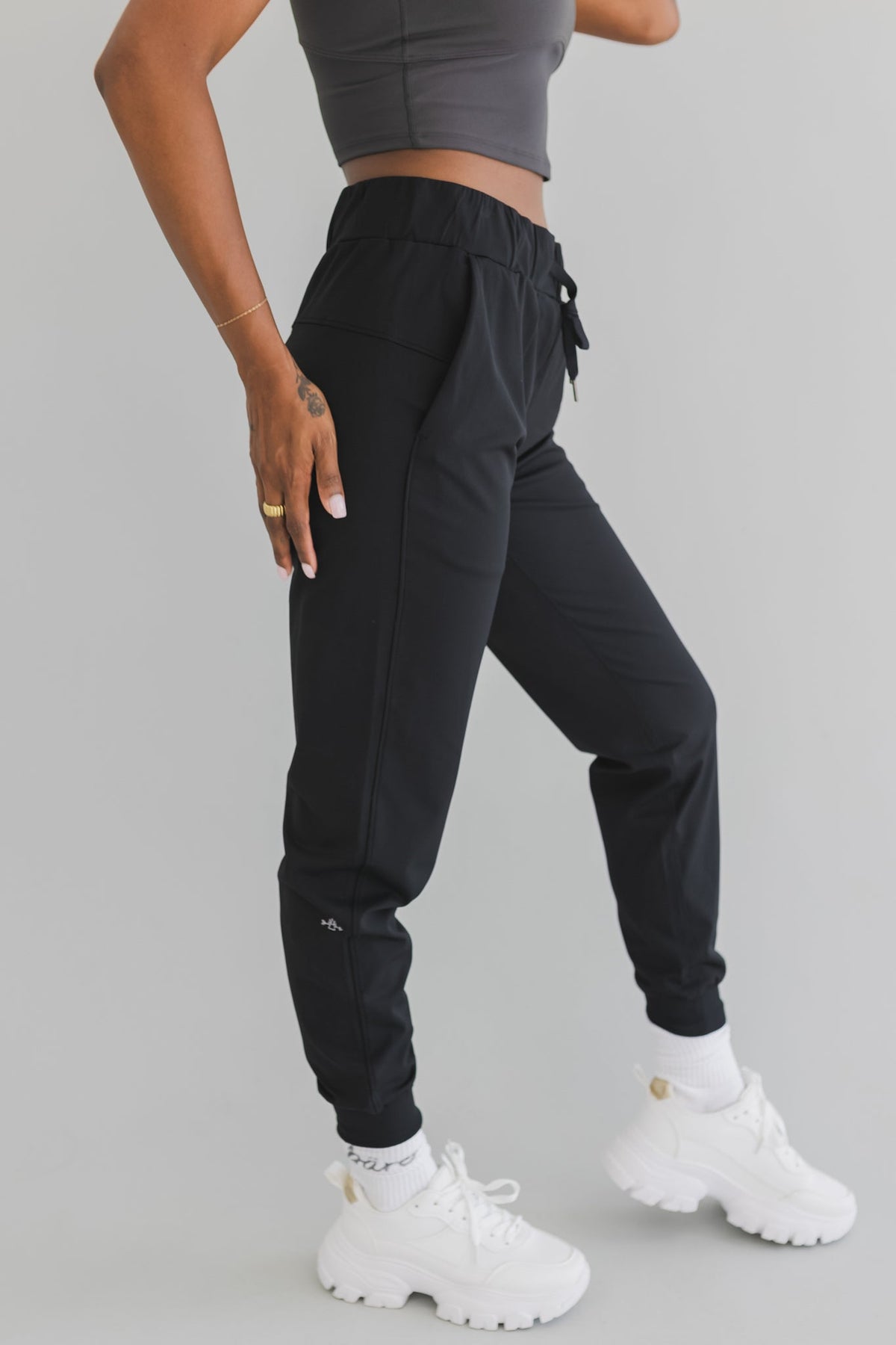 Downtown Jogger *Cuffed Ankle