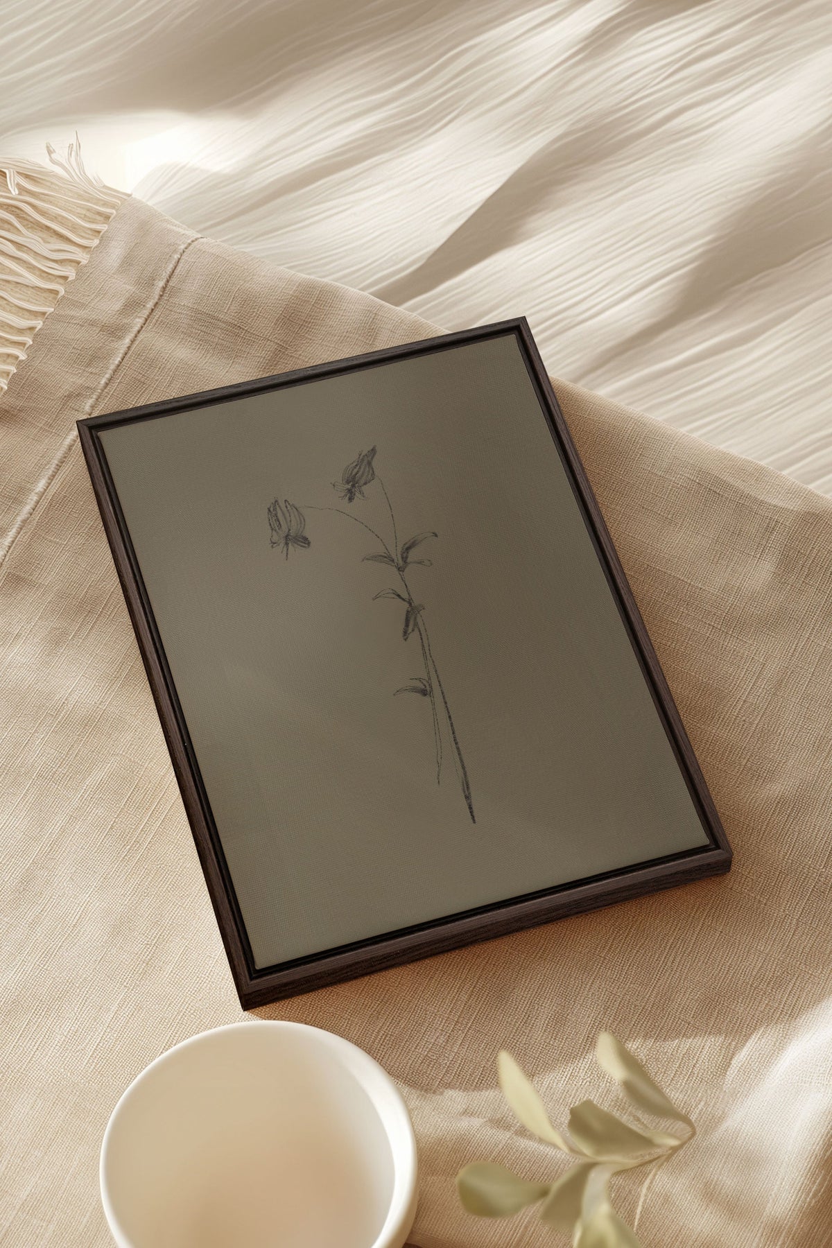 BOUTON SAUVAGE, Oeuvre sur toile étirée