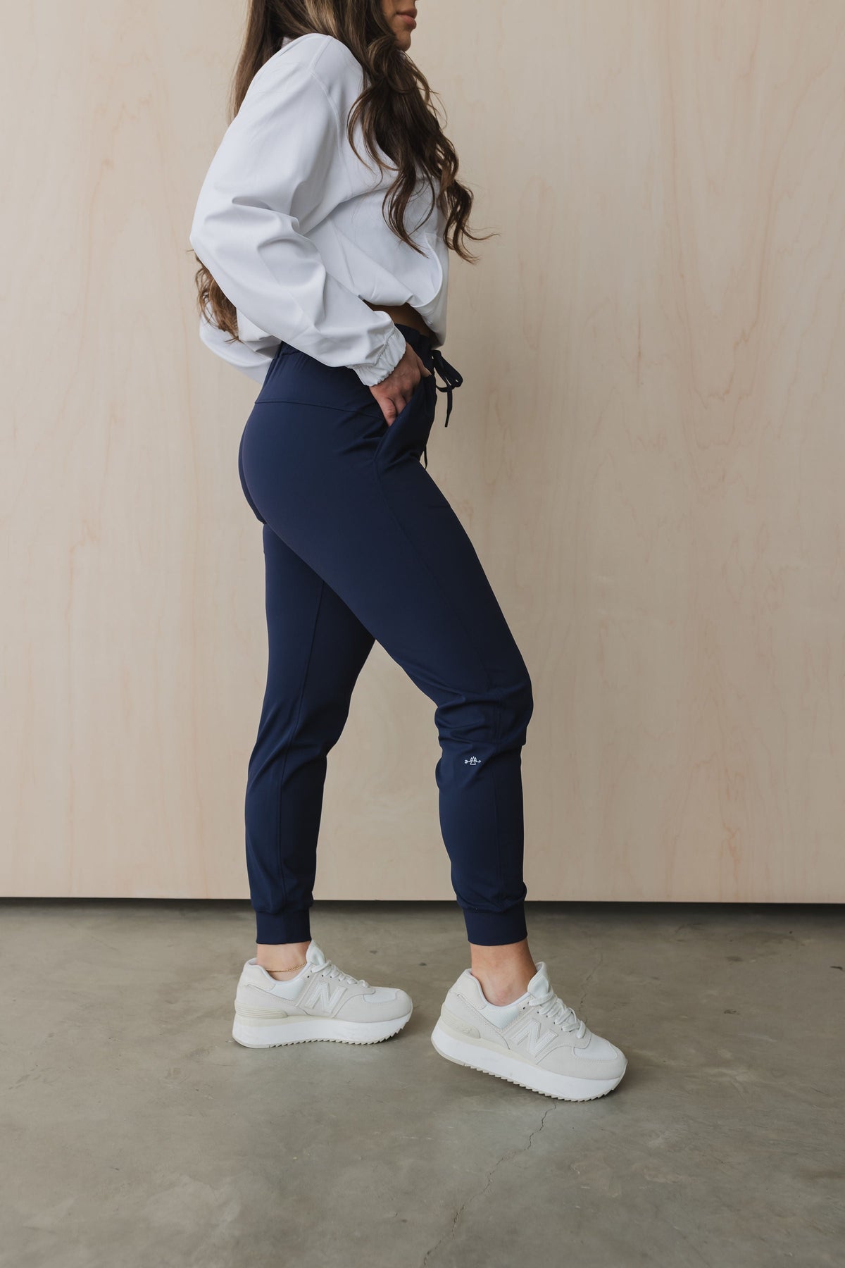 Downtown Jogger *Cuffed Ankle