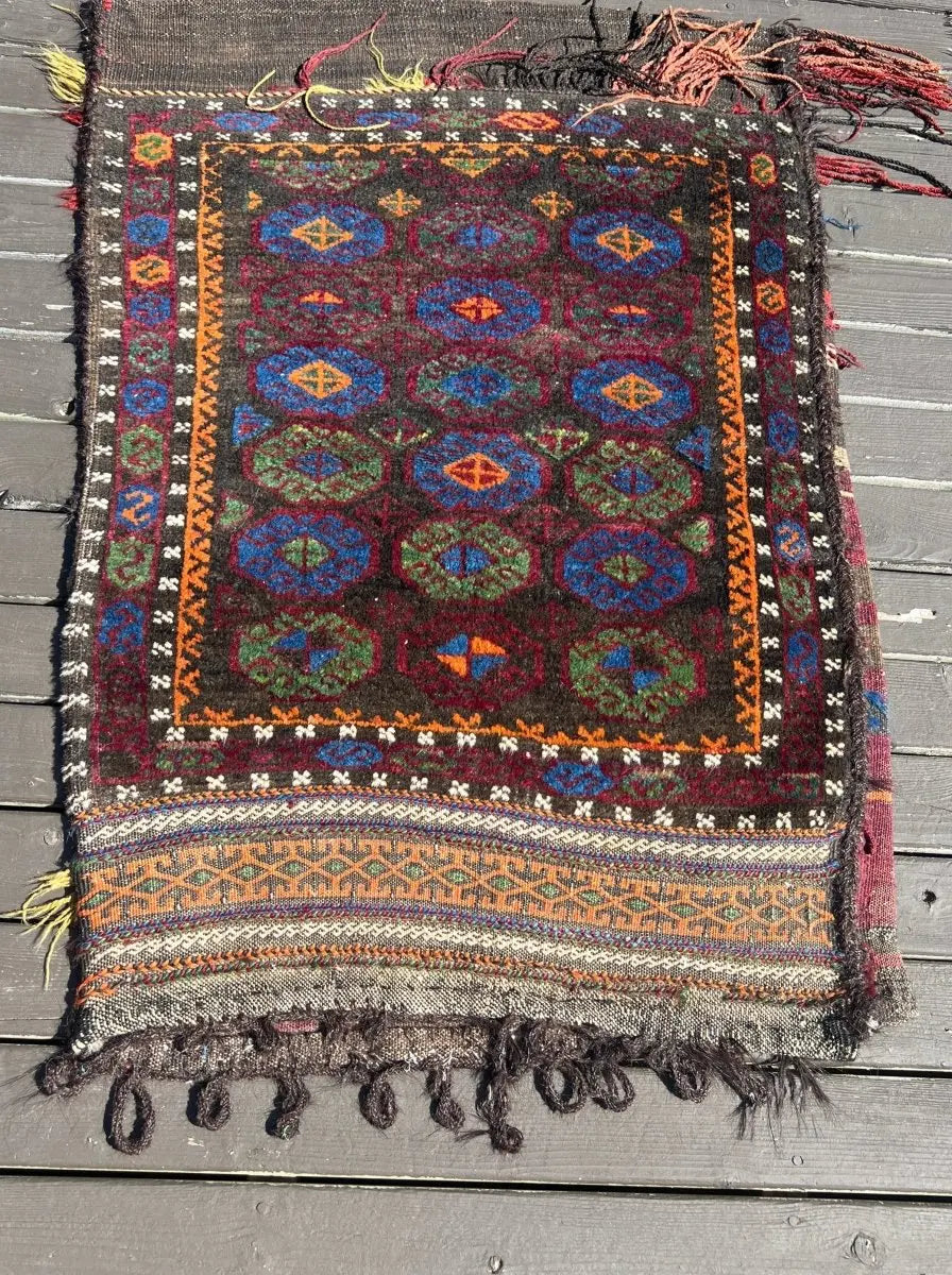 Antique Baluch Saddlebag | 2' 7" x 3' 11"