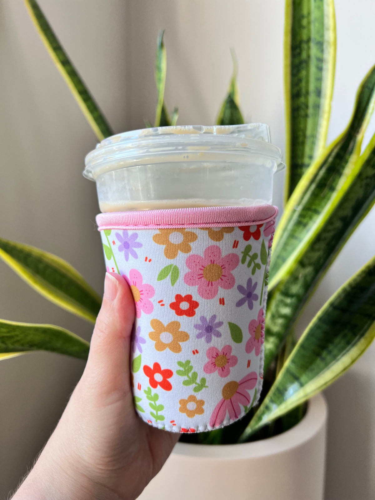 Flower garden Cold Drink Sleeve
