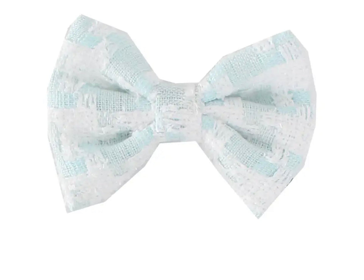 Blue Checker Dog Bow – Classic Plaid Hair Accessory for Dogs