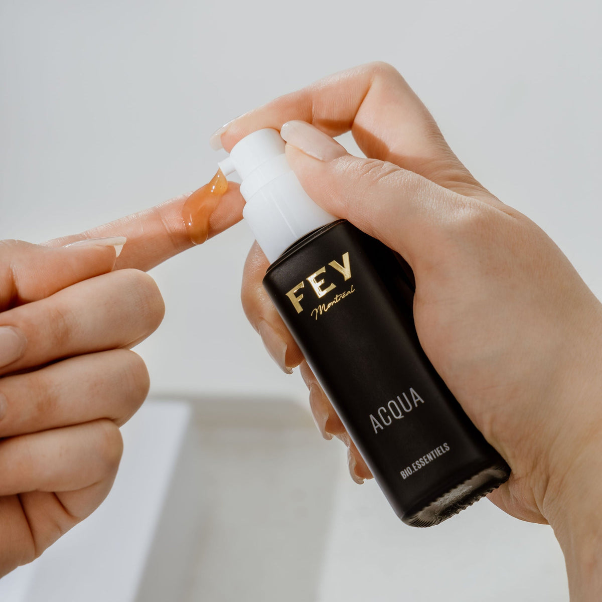 ACQUA Hydrating & Plumping Serum
