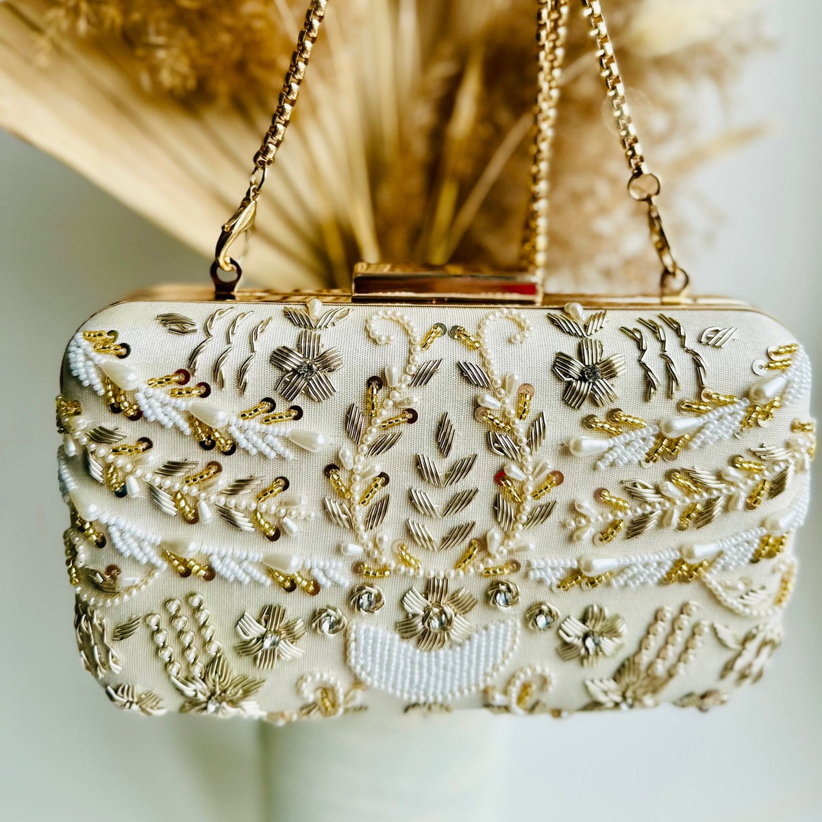 SAIRA BANOO Clutch