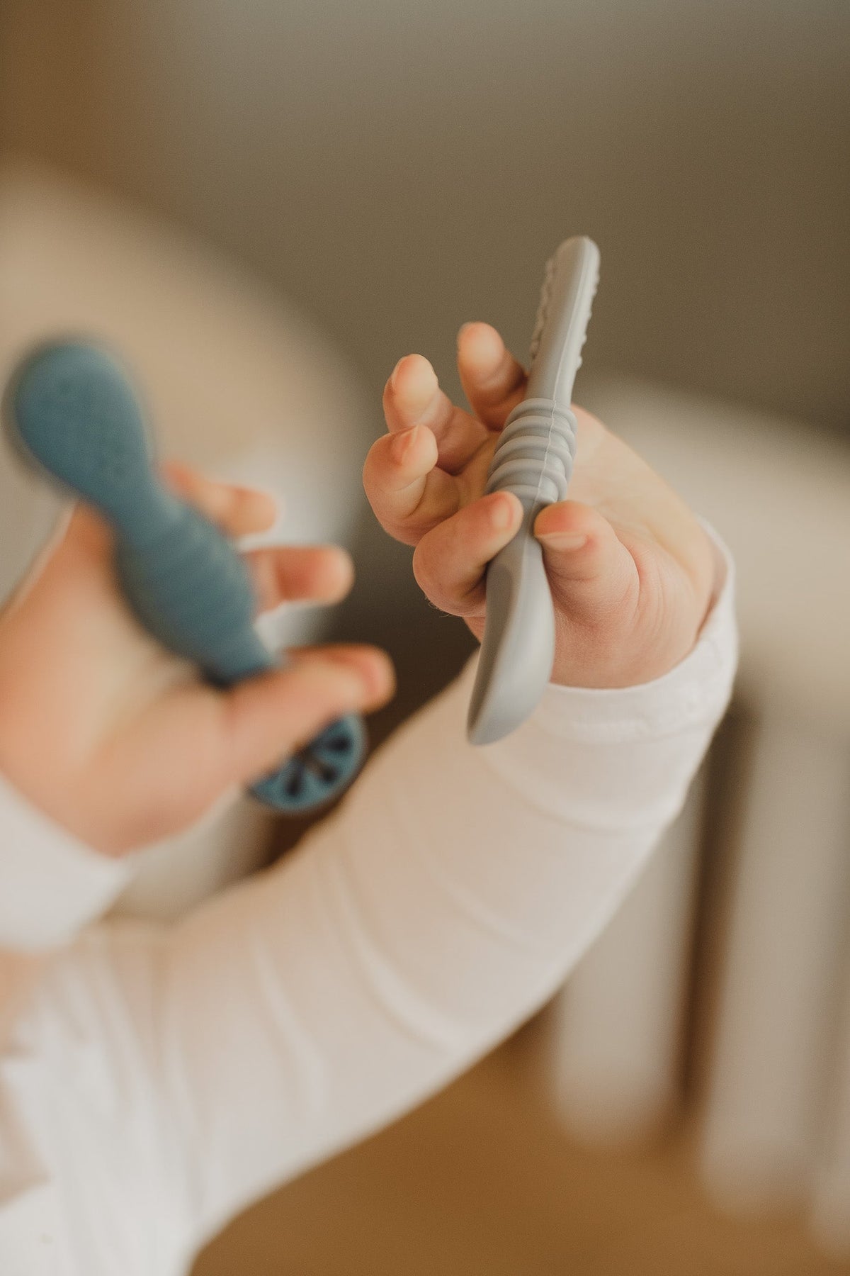 Les cuillères d'apprentissage en silicone