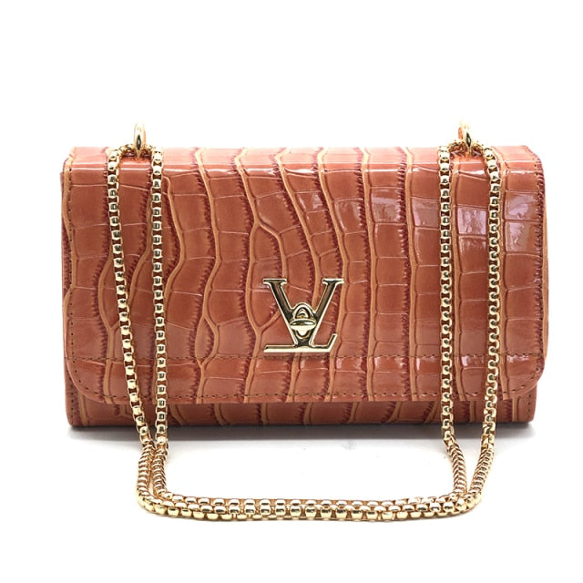 Alligator Pattern Leather Chain Bag