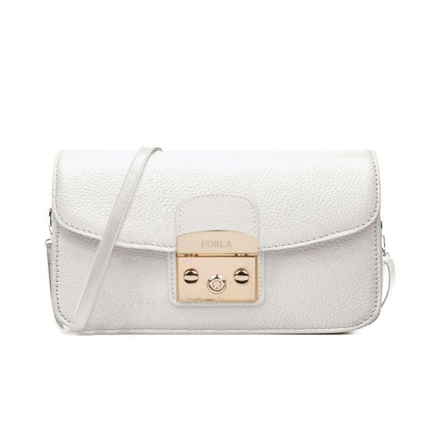 Alligator Pattern Leather Chain Bag