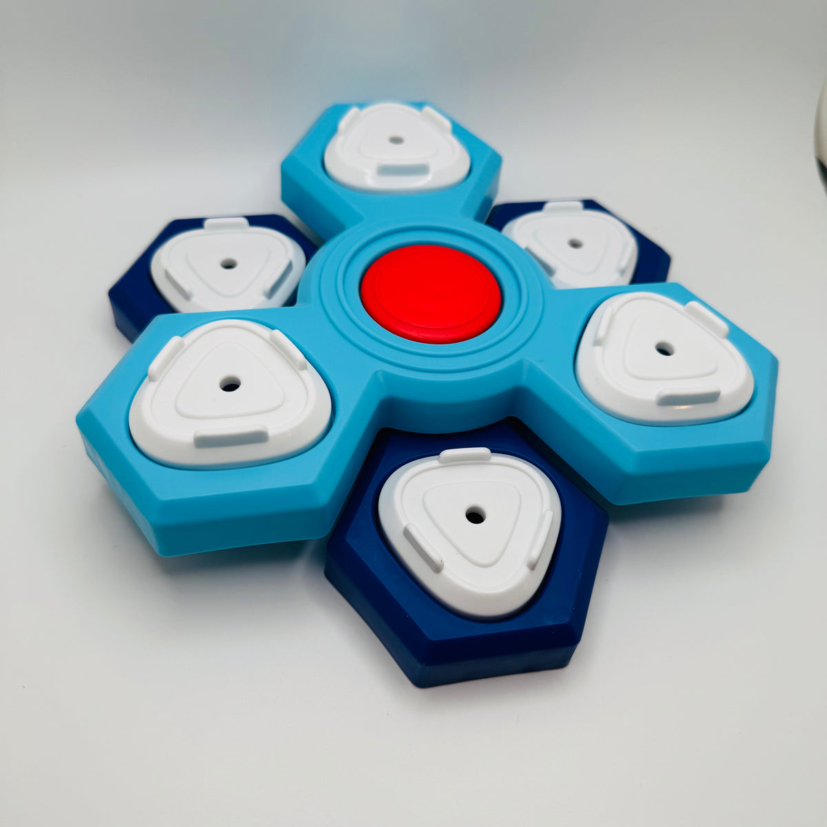 Dog Puzzle Toy – Honeycomb Interactive Feeder