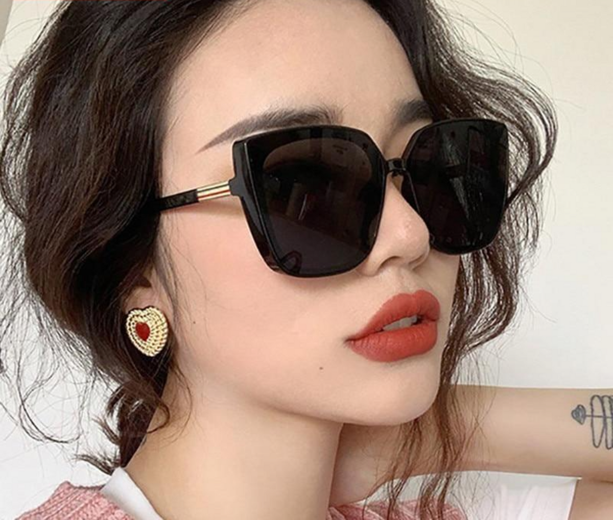 CatEye Lens