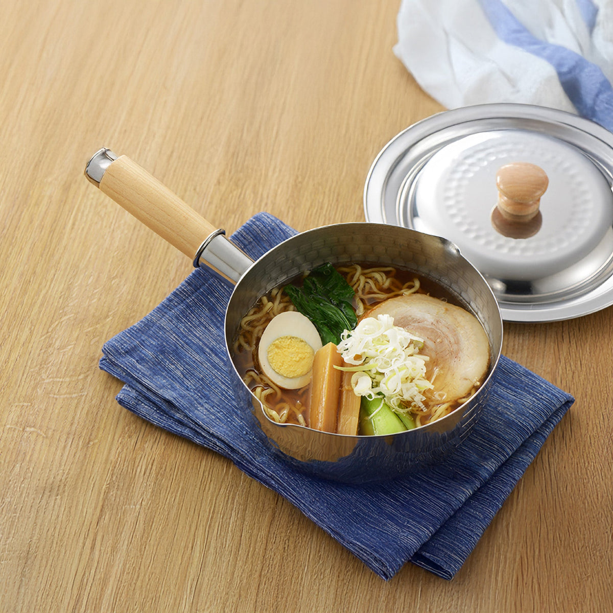 Yoshikawa Yukihira Saucepan 20 cm | 2.1 L Stainless Steel with Wooden Handle