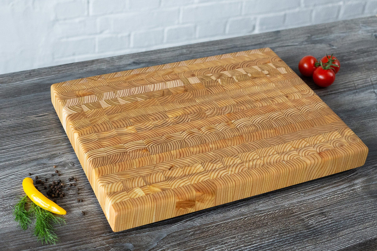 Larchwood Cutting Board (Premium)