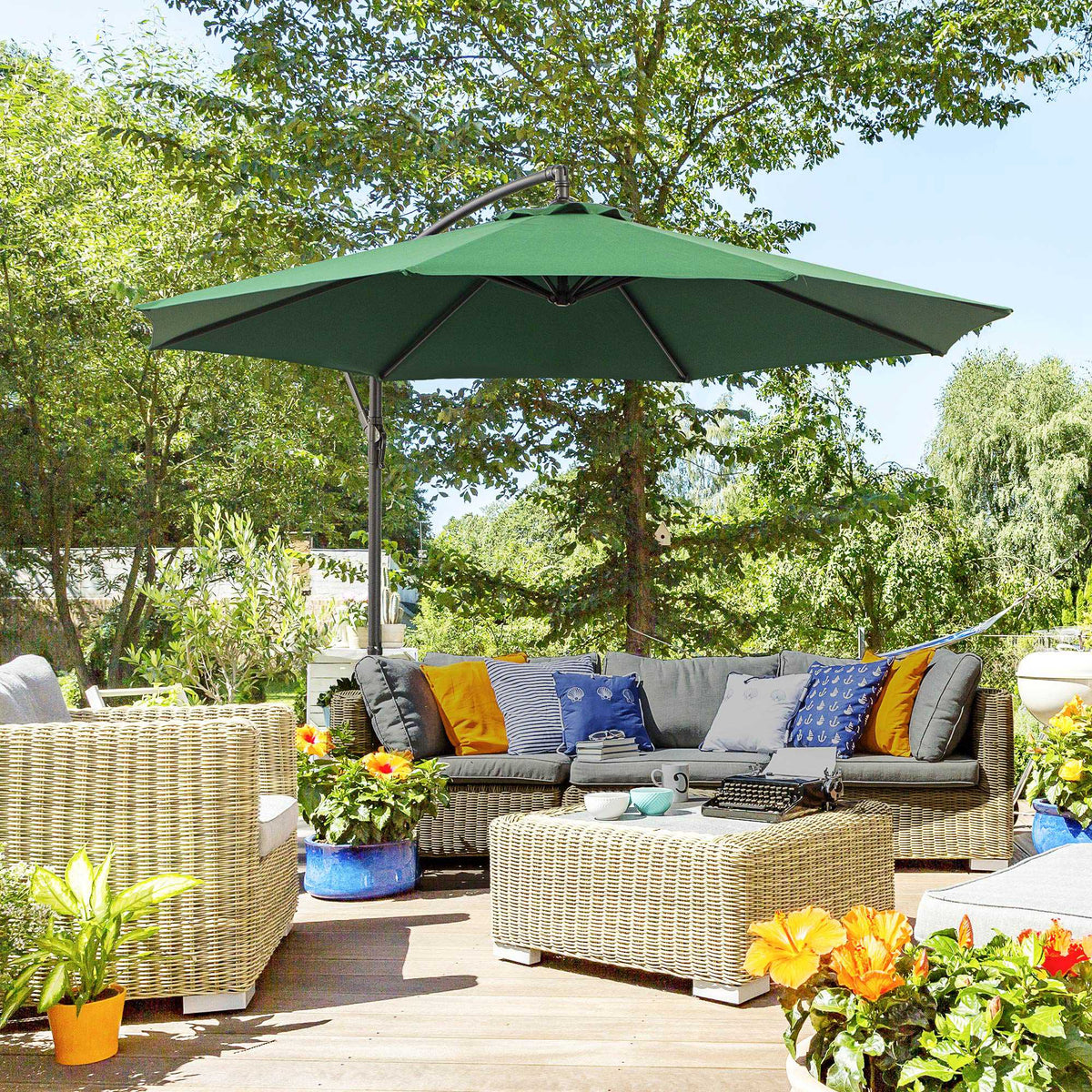 9.7ft Offset Patio UmbrellaCantilever Parasol with Crank Handle, 8 Ribs and Cross Base for Outdoor, Sun Shade, Black