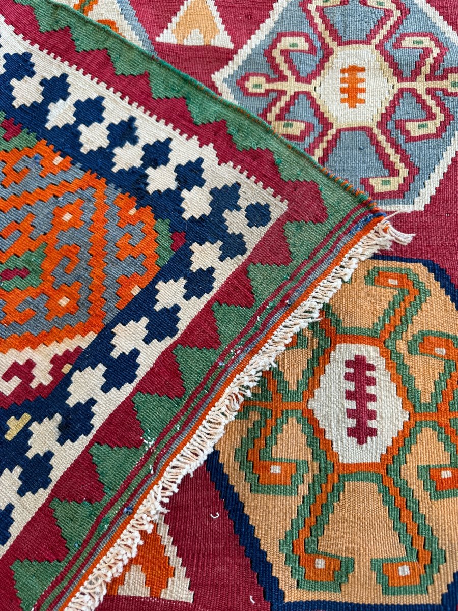 Persian Qashqai Kilim Rug | 5' 4" x 9' 2"