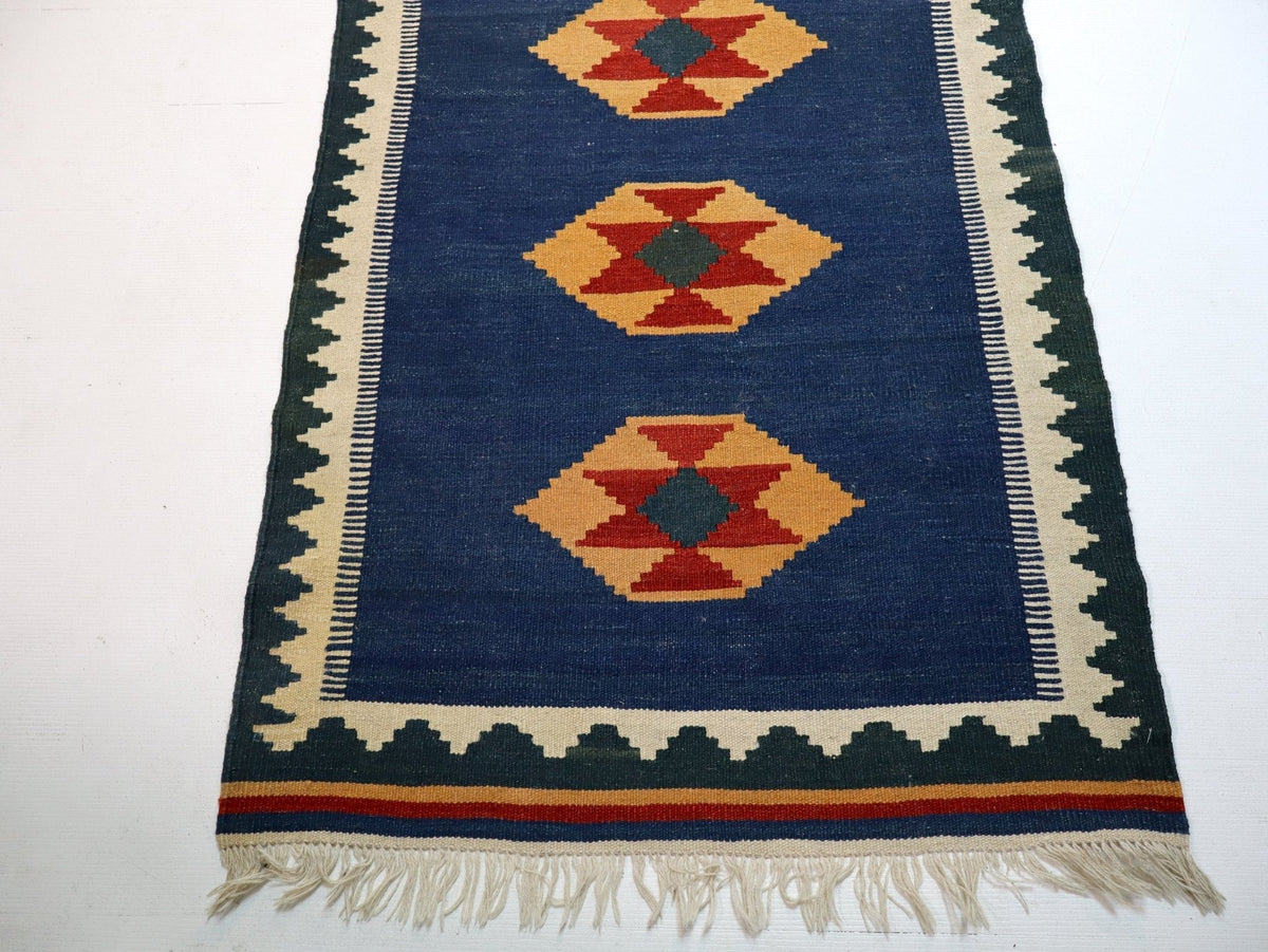 Persian Shiraz kilim Runner | 2' 8" x 9' 7"