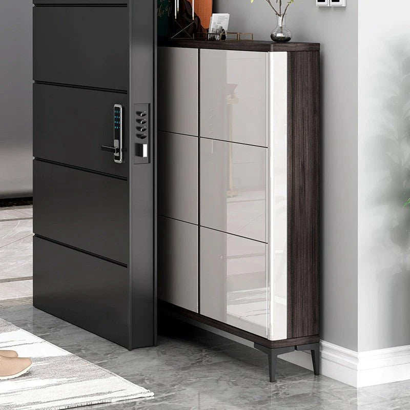 SC39 Shoe Cabinet