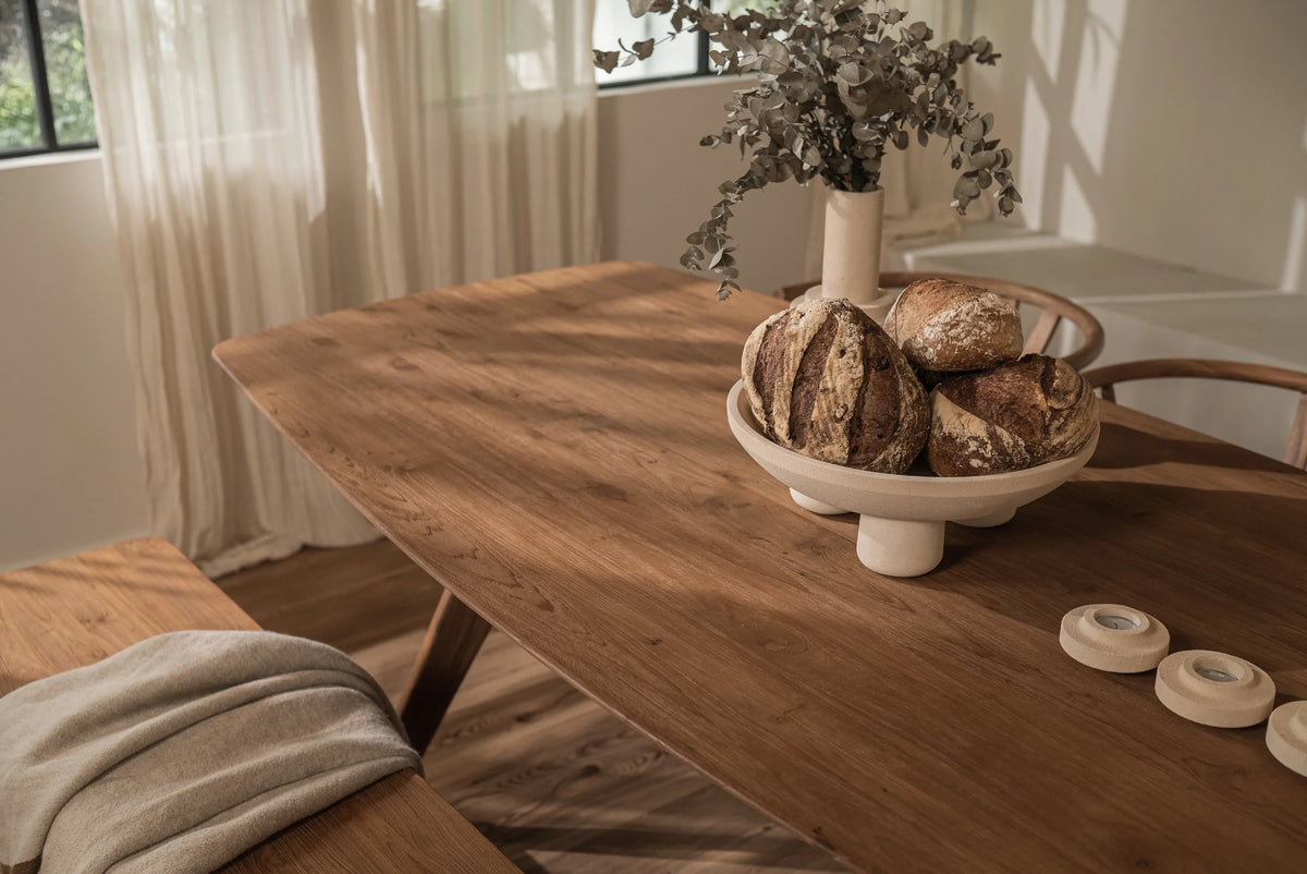 Table à Manger Kupu-kupu Ellipse | dBodhi