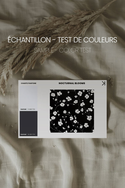 NOCTURNAL BLOOMS, Oeuvre sur toile étirée