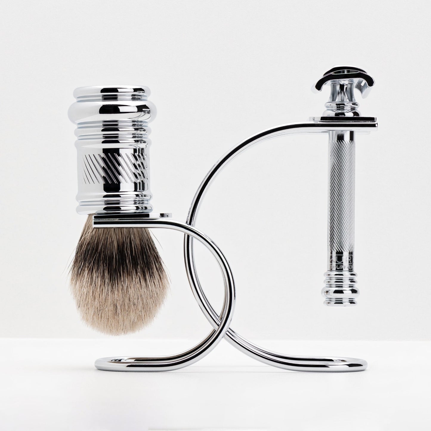 Merkur Shaving Set with MK-39001 Razor, Silver Tip Badger Brush and Curved 3-piece Stand, Chrome