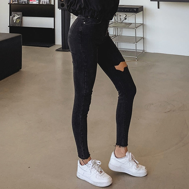 One Rip High Waist Jeans