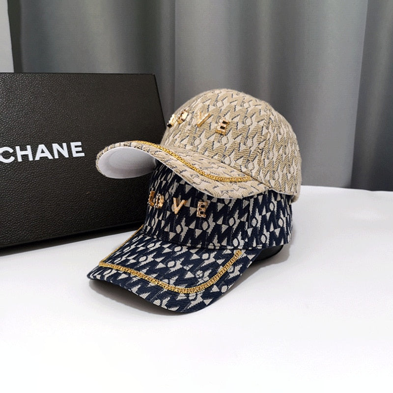 Adjustable Love Hat
