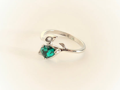 Emerald & Silver Leaf Ring | Size 9