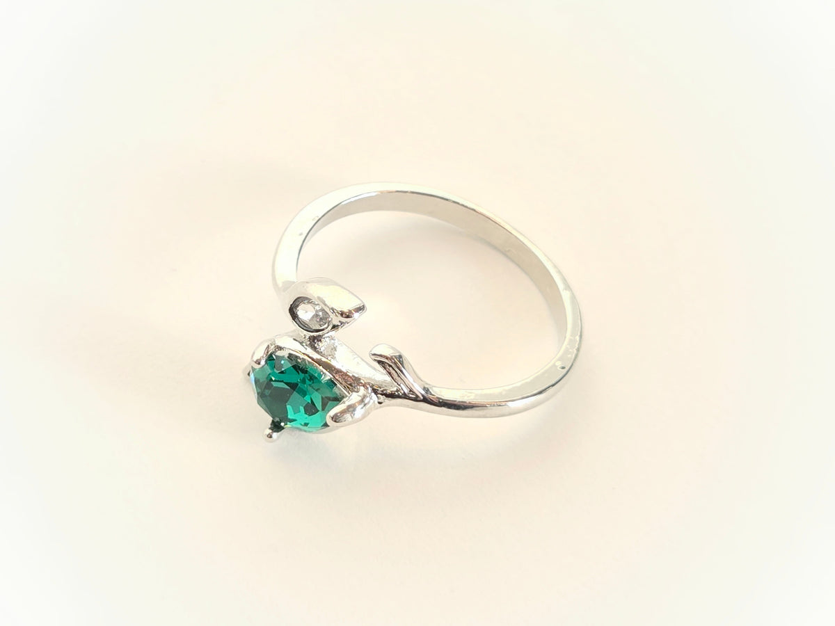 Emerald & Silver Leaf Ring | Size 9