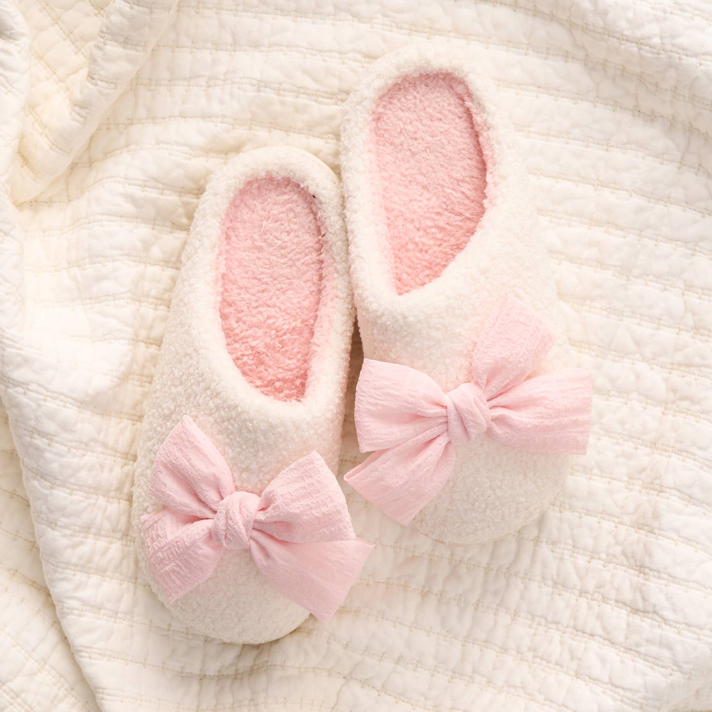 Fuzzy Slippers Pink Bow
