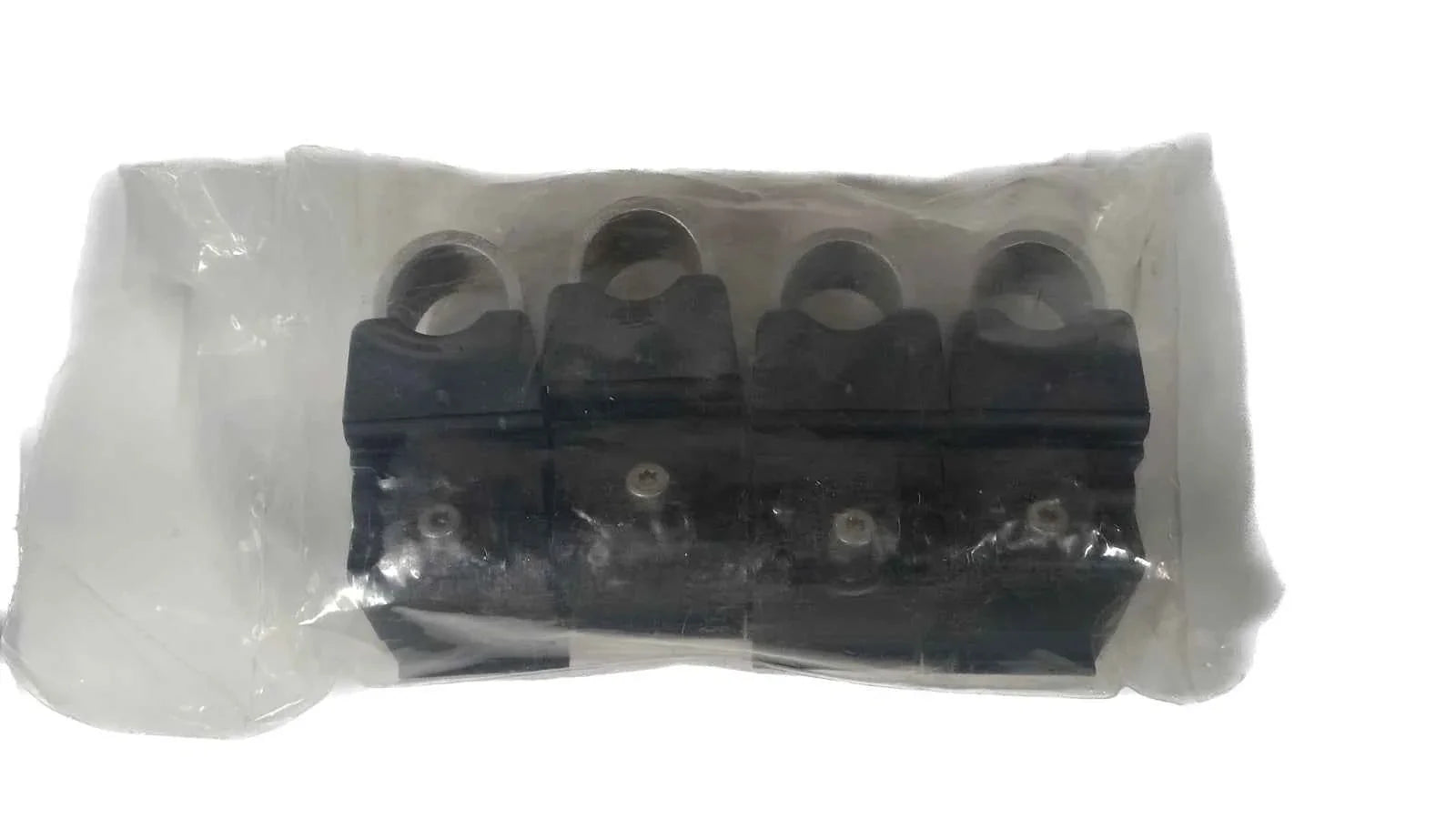 Yakima RailRider 3 Towers(MISSING PARTS, READ DESCRIPTION)