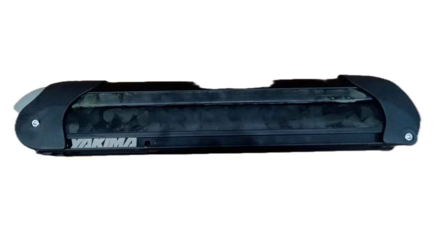 Yakima Lift Ticket 4(MISSING PARTS, READ DESCRIPTION)