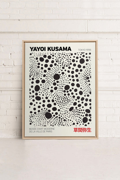 KUSAMA II, Oeuvre sur toile étirée