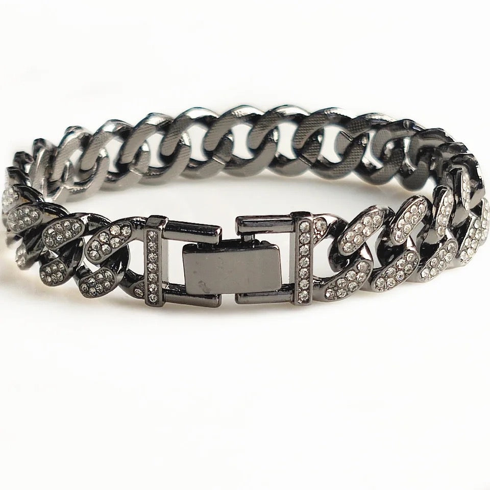 Doggy Drip Cuban Chains – Luxury Dog Chain Necklace