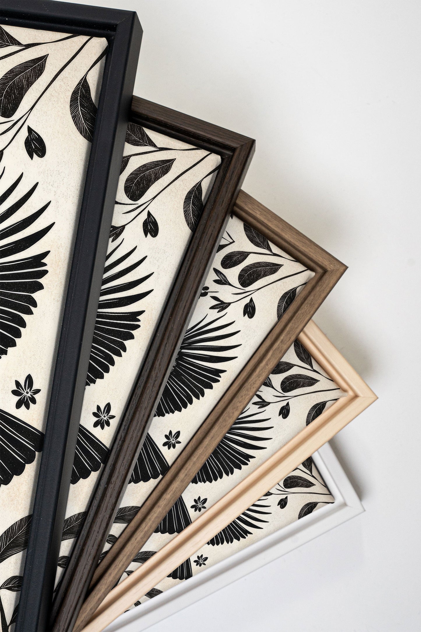 DARK WINGS, Oeuvre sur toile étirée