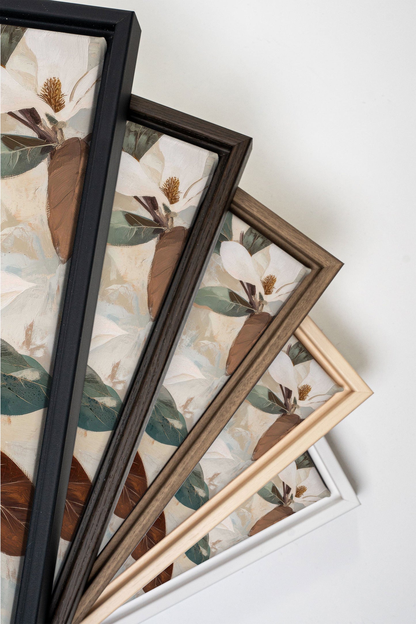MAGNOLIA BLOOMS, Oeuvre sur toile étirée