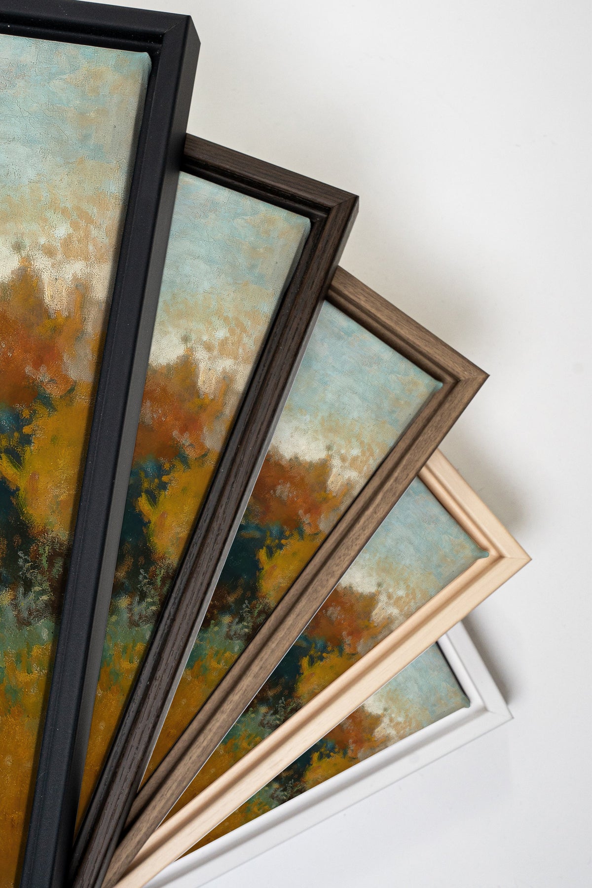 AMBER HILLS, Oeuvre sur toile étirée