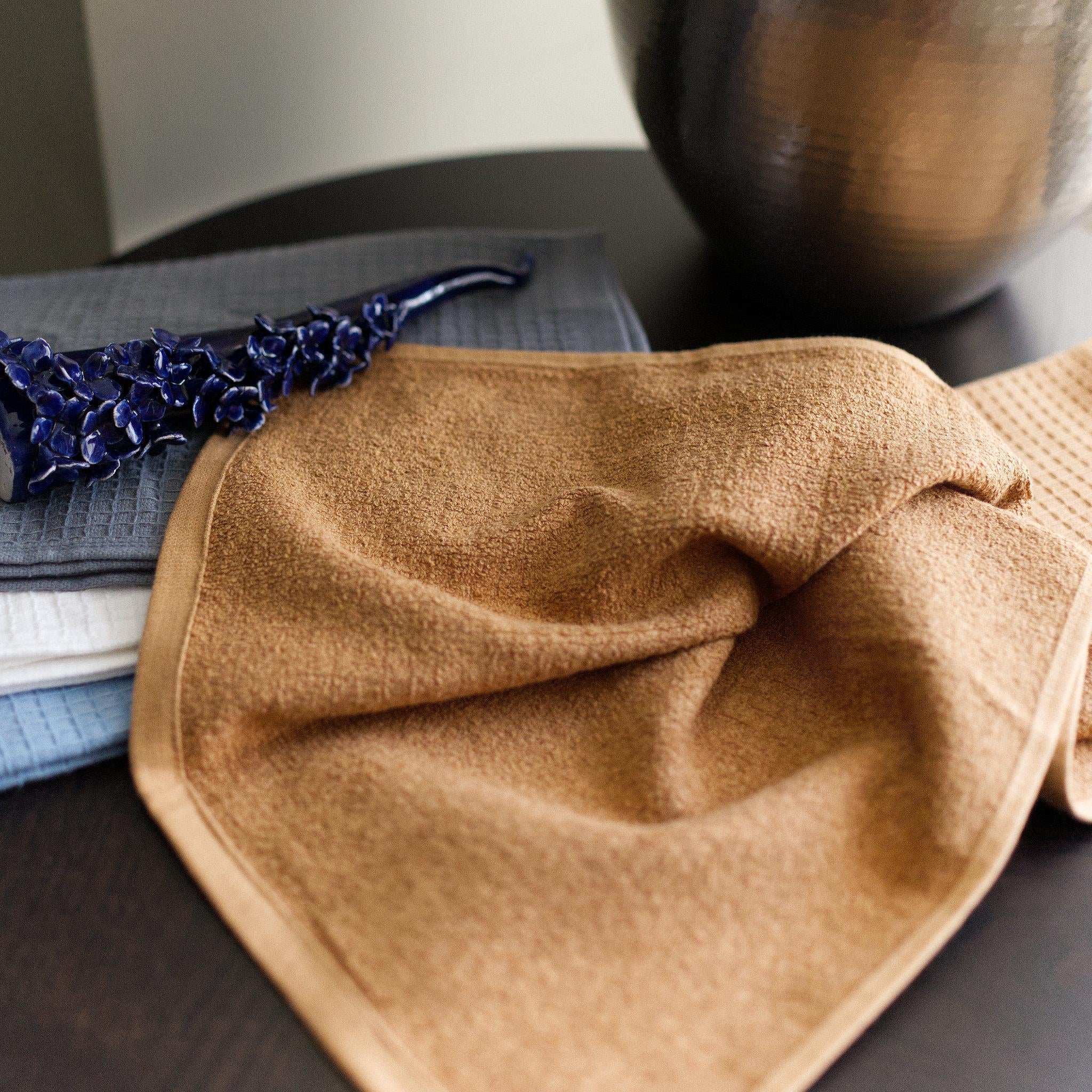 Jekyll & Hyde Towels - Reversible Luxury: Set of 2 or 4