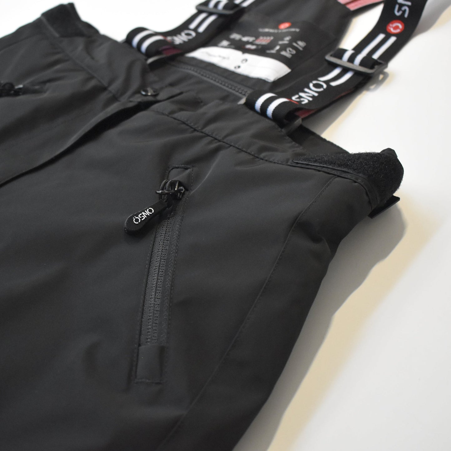 Nikki’s Cropped Ski Jacket & Pants Snowsuit