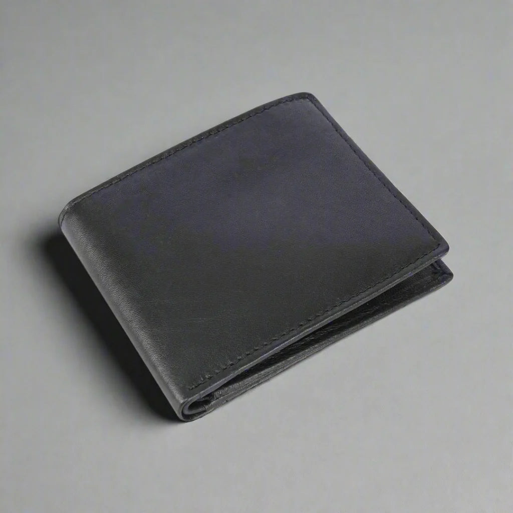 Greenwood Leather Men’s Wallet. Top-Grain, 13-Card Slim Design