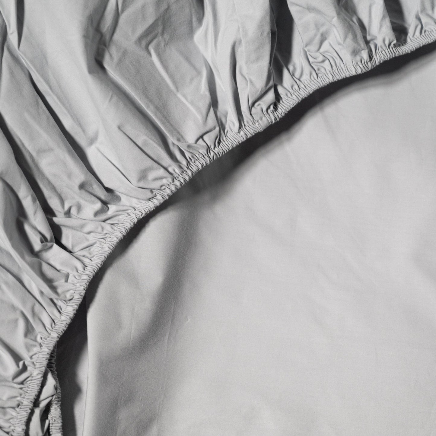 Essential Organic Percale Collection Fitted Sheet