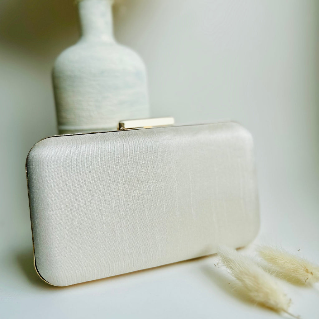 SAIRA BANOO Clutch