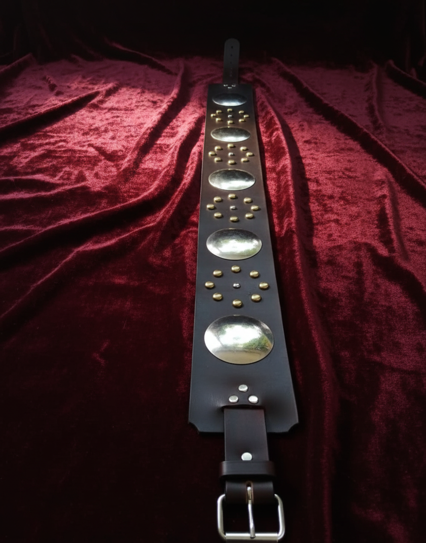 Traditionally Silver or bronze Concho for Belts decorations