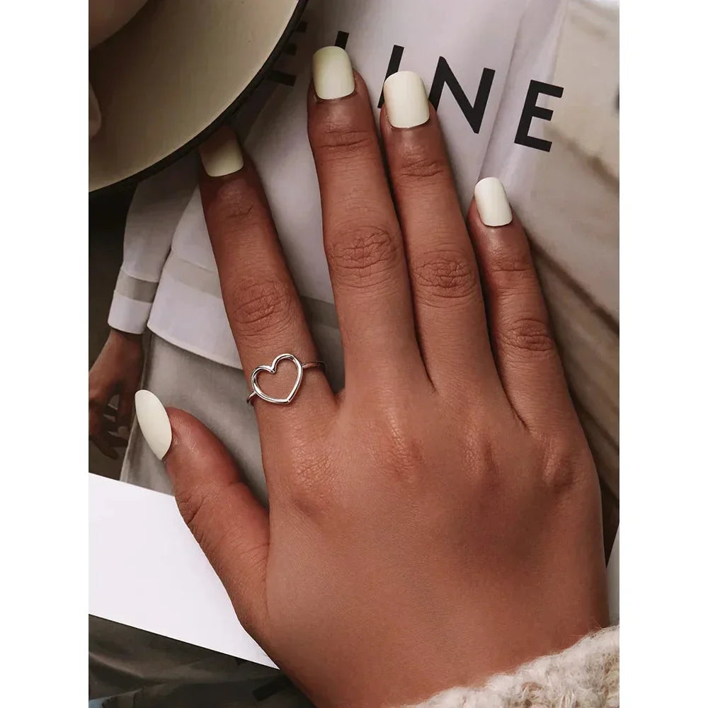 925 Sterling Silver Minimal Heart Band Ring