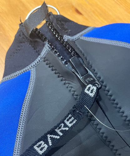 New Bare Attack Unisex 3/2mm Neoprene Shorty Wetsuits Size 8