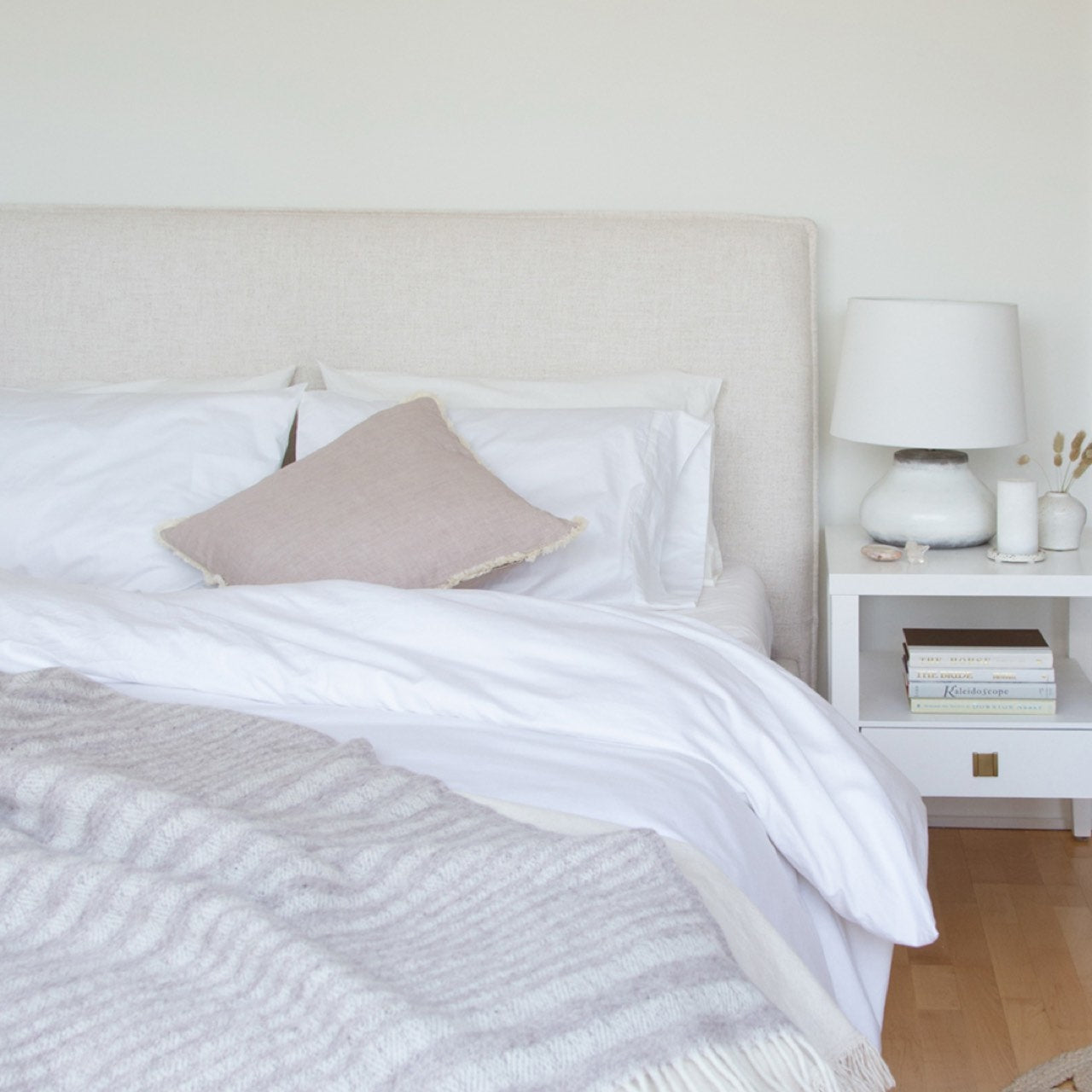 Watkins Platform Storage Bed - Cream