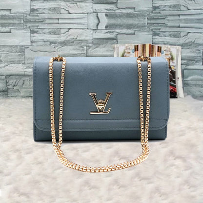 Alligator Pattern Leather Chain Bag