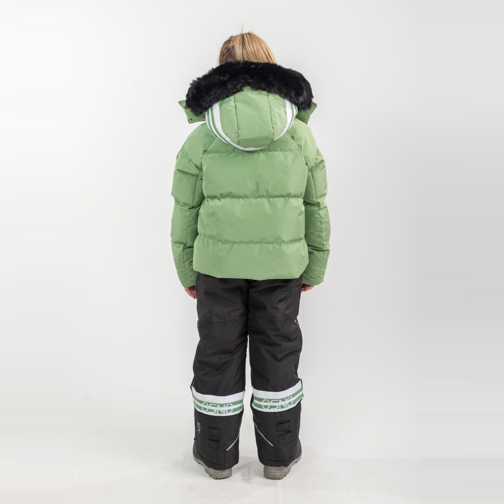 Nikki’s Cropped Ski Jacket & Pants Snowsuit