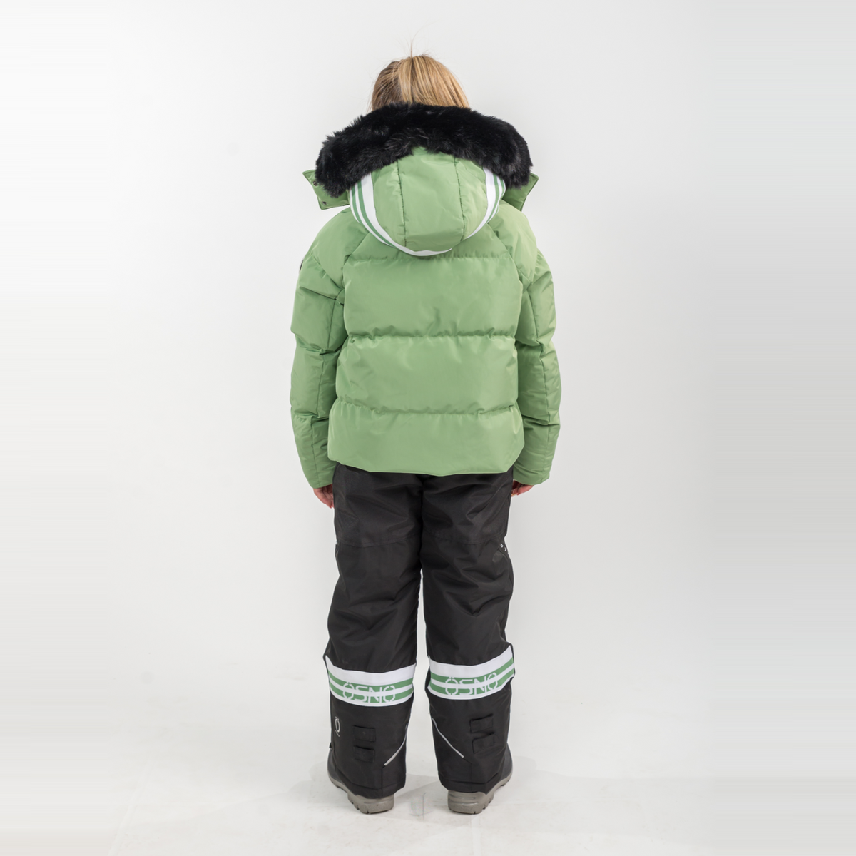 Nikki’s Cropped Ski Jacket & Pants Snowsuit