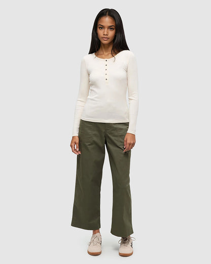 Knowles Henley