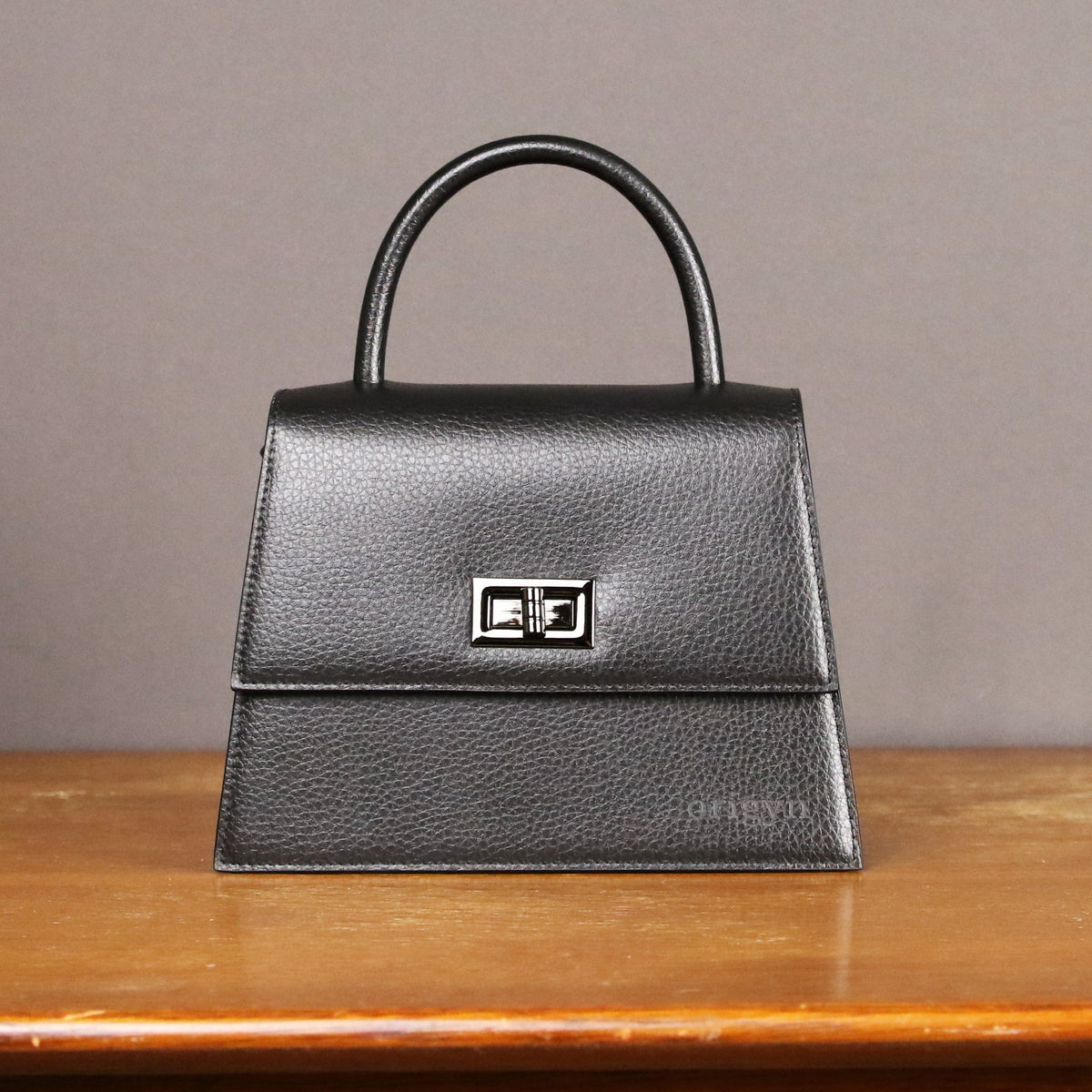 Origyn 03 - Plant-Based Vegan Leather Kelly Bag - Made with Plastic-Free MIRUM®